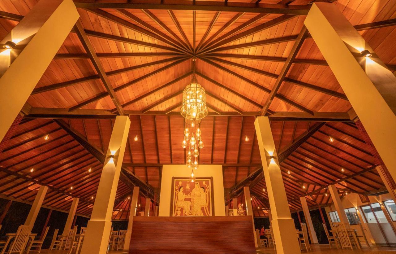 Miracle Resorts & Villas Polonnaruwa Bagian luar foto