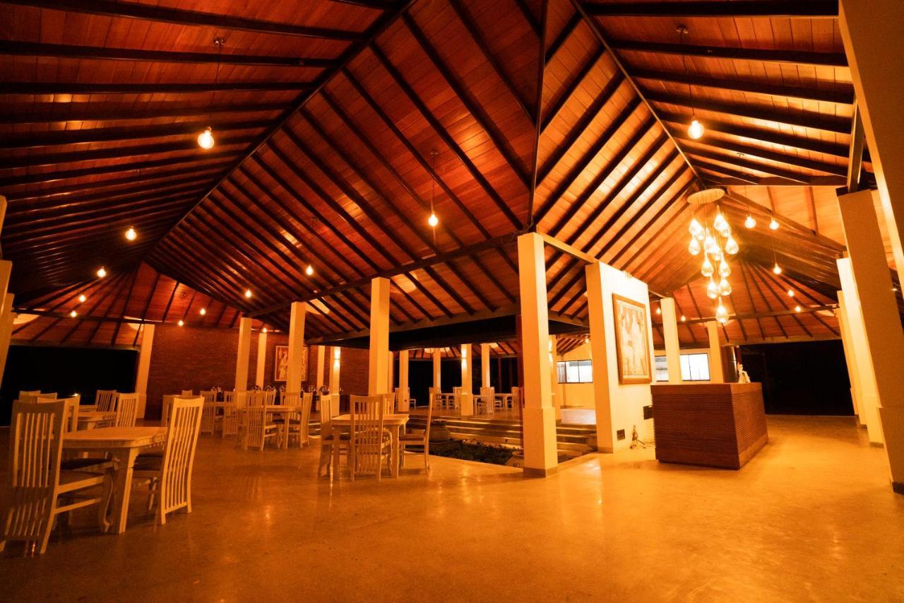 Miracle Resorts & Villas Polonnaruwa Bagian luar foto