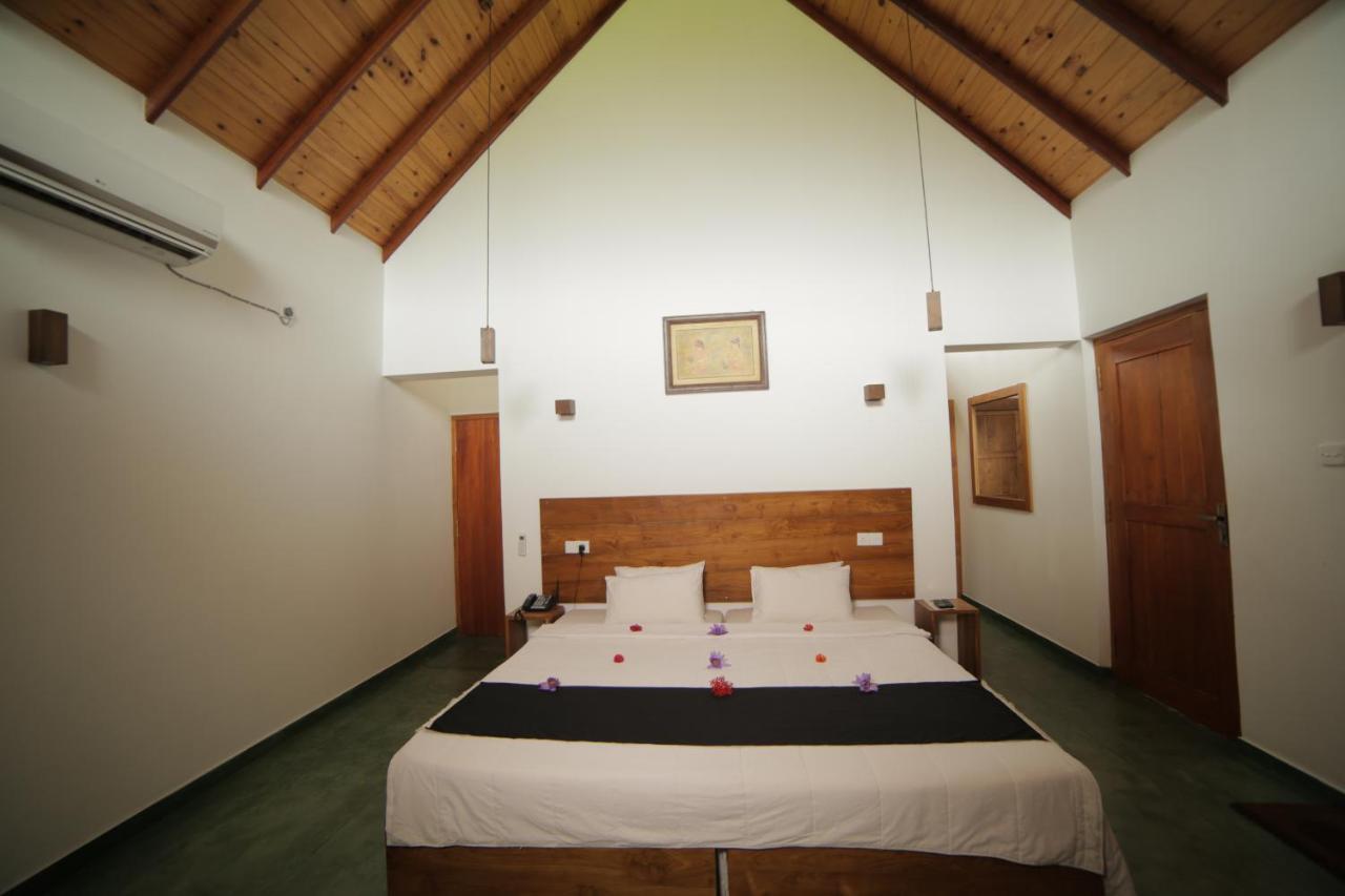 Miracle Resorts & Villas Polonnaruwa Bagian luar foto